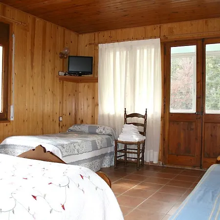 Guest house Casa Peret De Pereto - Habitaciones Y 3*